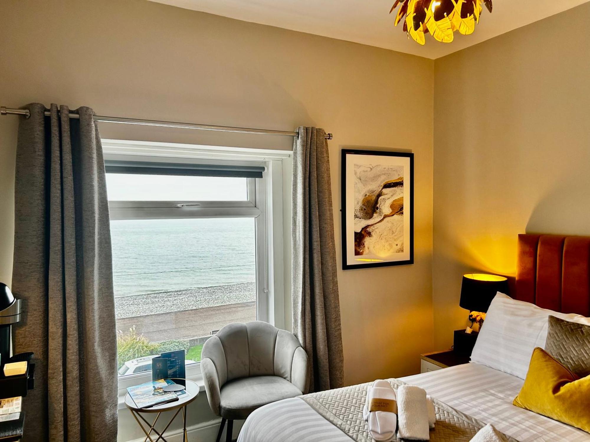Hotel No5, Beachfront With Free Private Car Park Llandudno Exterior foto
