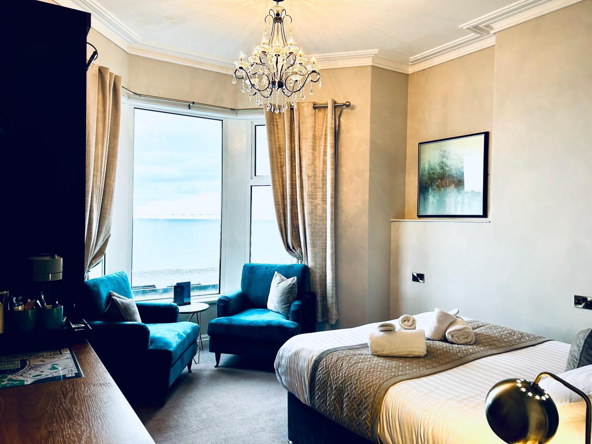 Hotel No5, Beachfront With Free Private Car Park Llandudno Exterior foto
